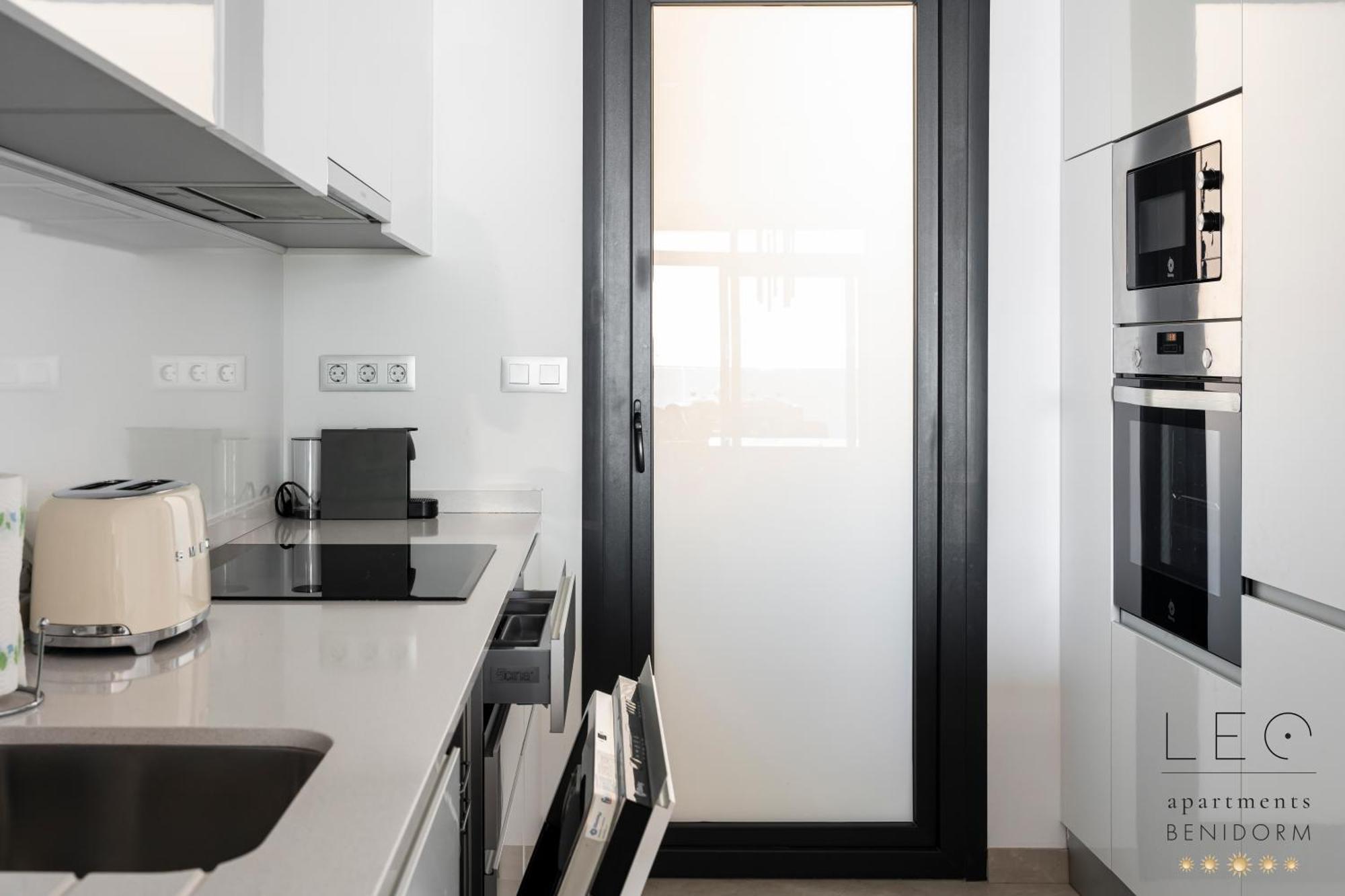 Sunset Cliffs Apartment By Leo Apartments Benidorm Apartment *